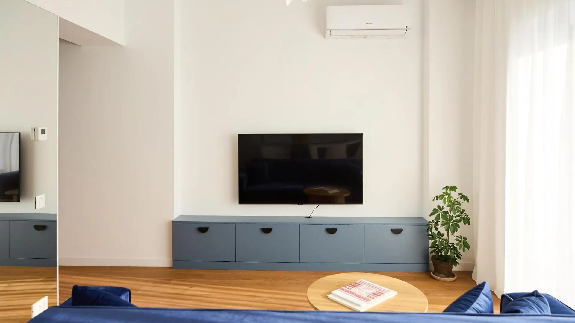 Blue I One Bedroom Apartment I One Cotroceni Park Bucarest 0*,